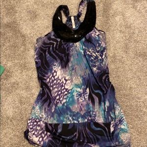 Cute shirt with sequences